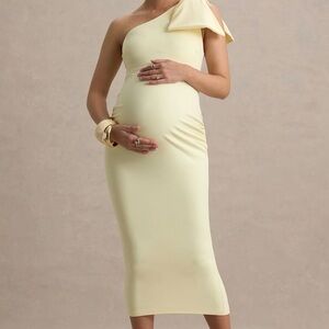 Club L London One-Shoulder Cream Dress